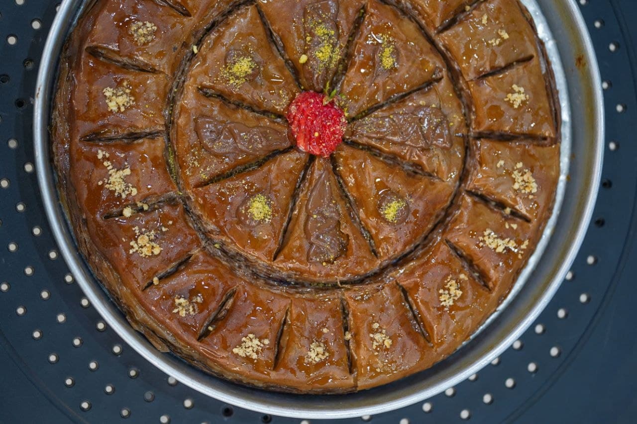 باقلوا شکلات گردو